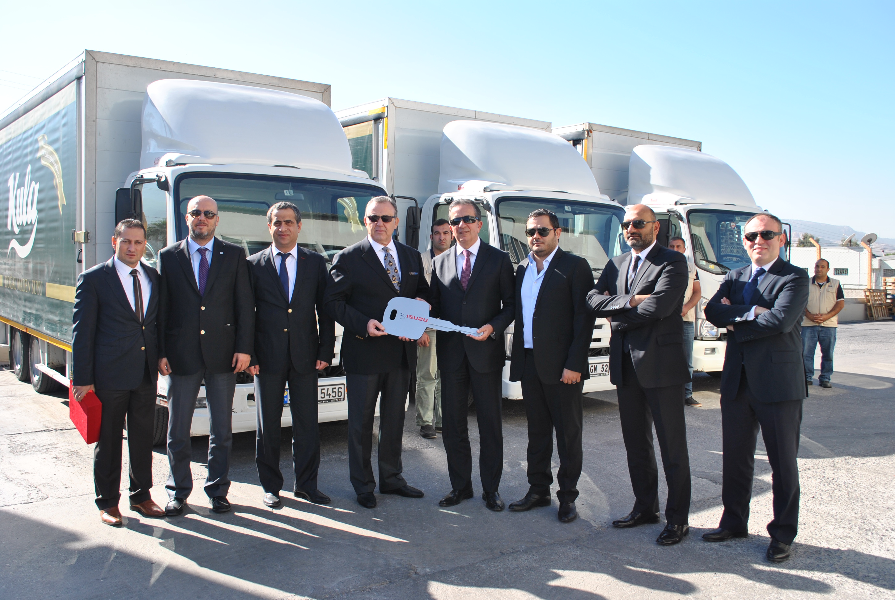 Isuzu araç teslimatlarına damga vurdu 17