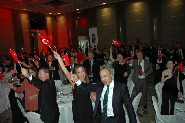 Cumhuriyetin 91. Yılı DEFAMED önderliğinde kutlandı 7