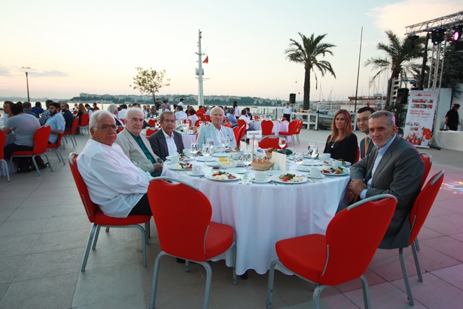 Denizciler Onursan iftarında buluştu 10