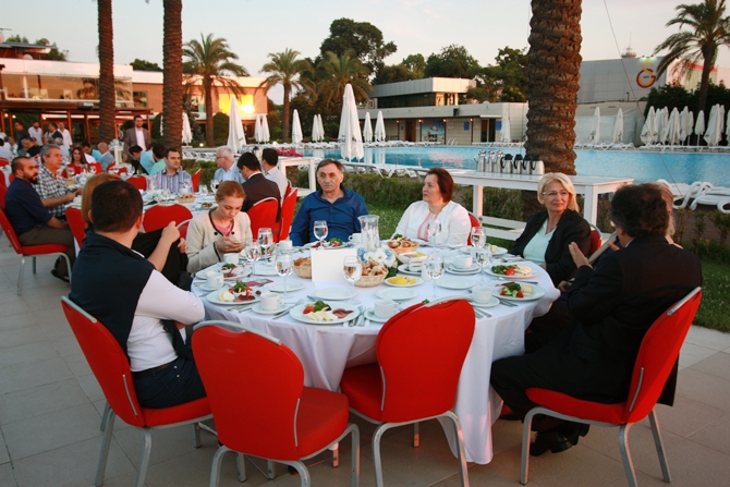 Denizciler Onursan iftarında buluştu 5