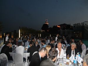 UND iftarına yoğun katılım