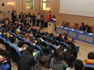 Uşak Üniversitesi'nden 2. Lojistik Zirvesi