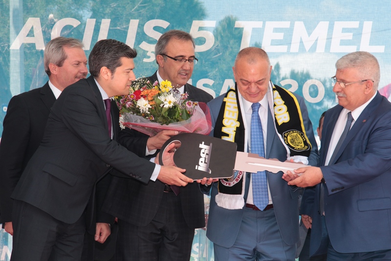 Manisa'nın ulaşımı Karsan'a emanet 22
