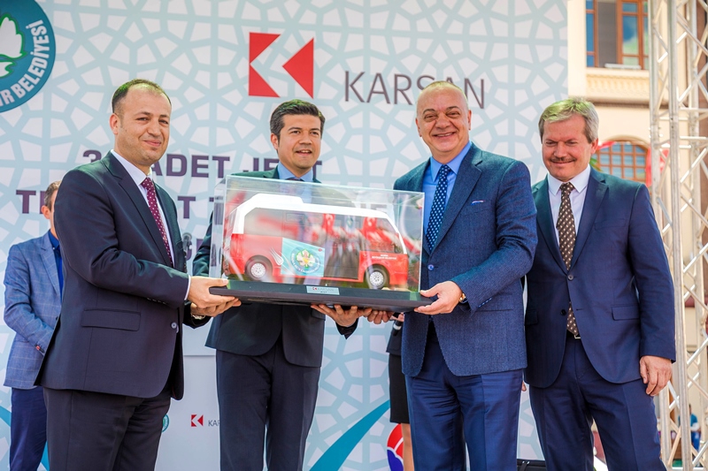 Manisa'nın ulaşımı Karsan'a emanet 9