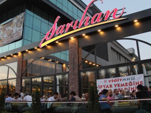 Yiğit Akü, bayi ve müşterilerini iftarda buluşturdu