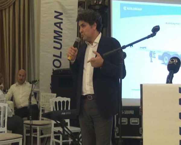 Koluman,Mersin'de müşterileriyle iftarda buluştu 11