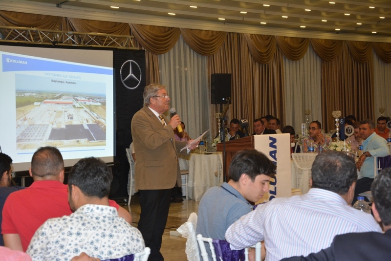 Koluman,Mersin'de müşterileriyle iftarda buluştu 2