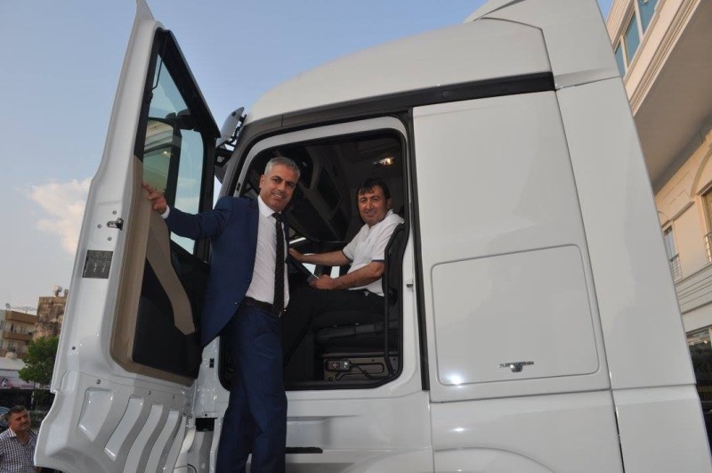 Koluman,Mersin'de müşterileriyle iftarda buluştu 4
