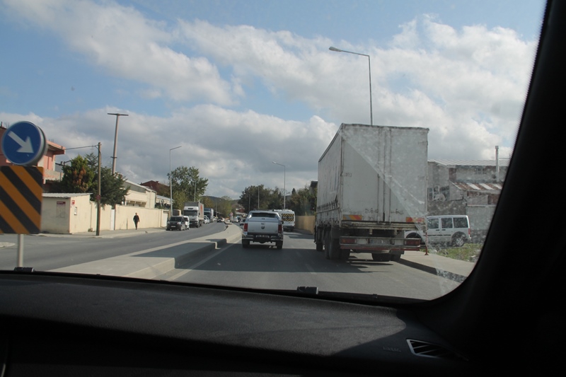Boşuna trafik çilesi çektiğimizi kare kare kanıtladık 21