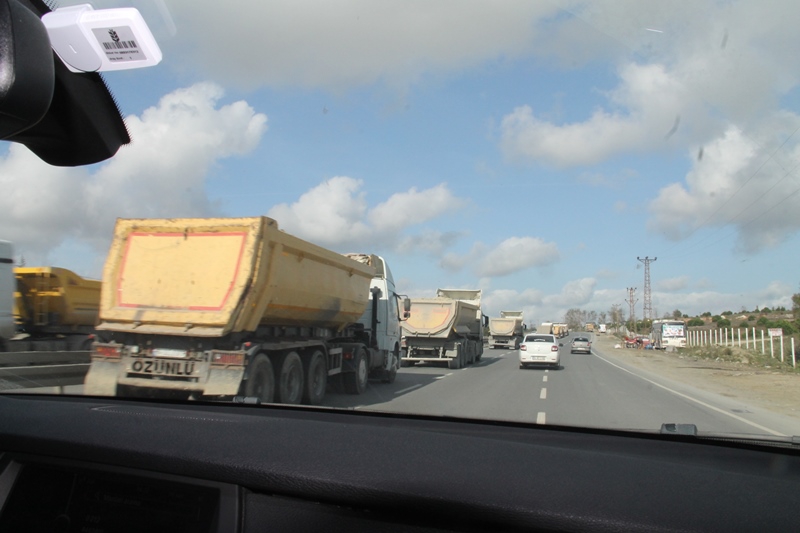 Boşuna trafik çilesi çektiğimizi kare kare kanıtladık 23