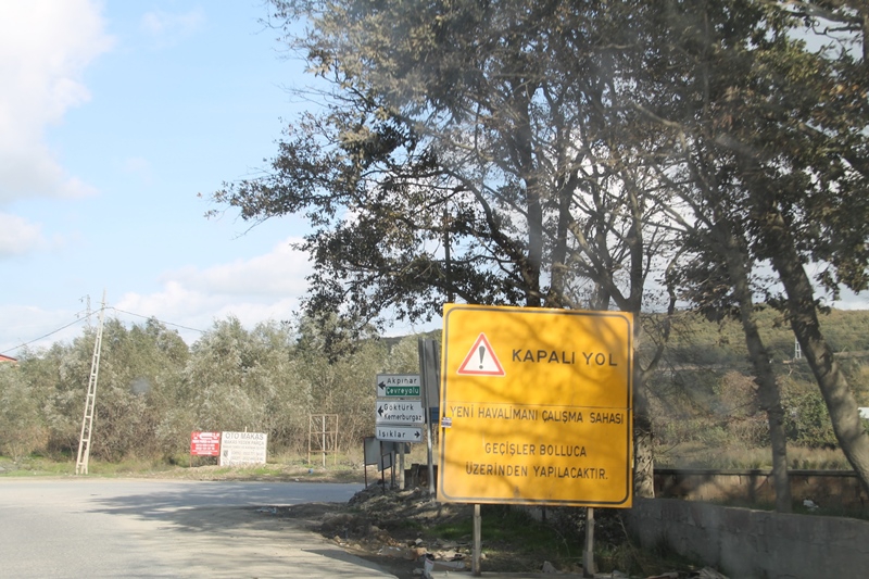 Boşuna trafik çilesi çektiğimizi kare kare kanıtladık 26