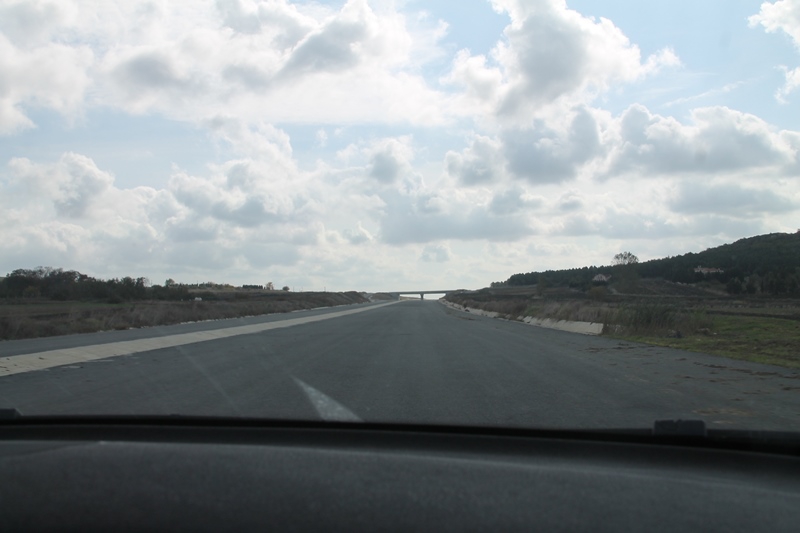 Boşuna trafik çilesi çektiğimizi kare kare kanıtladık 3