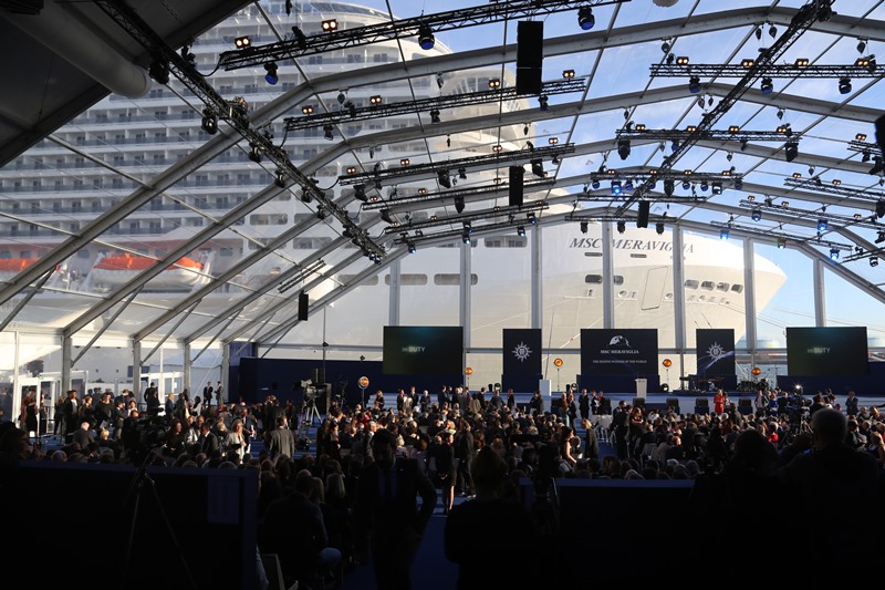 MSC, "Dünyanın 8. harikası"nı denize indirdi 2