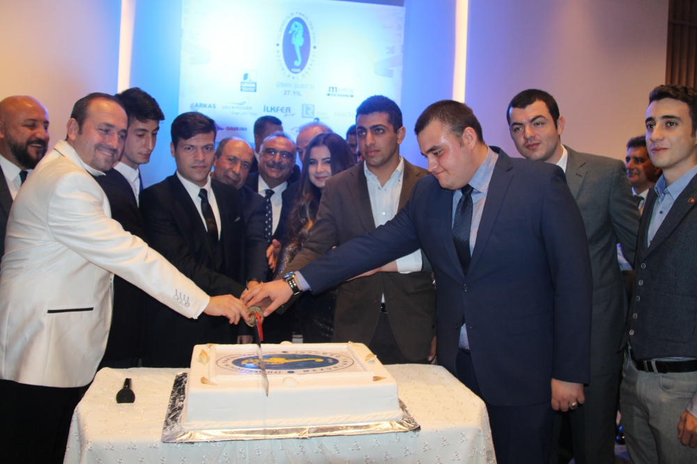 YDO’lu denizciler Çeşme’ye hayat verdi 58
