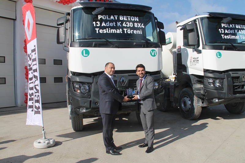 Ceyhan Otomotiv açılışı yaptı, 13 araç sattı 12