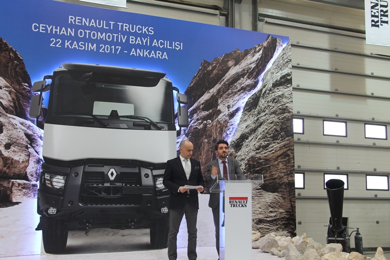 Ceyhan Otomotiv açılışı yaptı, 13 araç sattı 17
