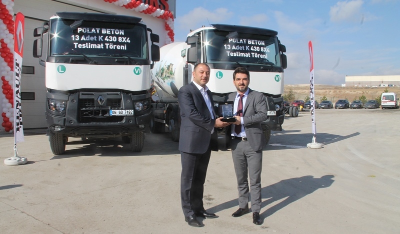Ceyhan Otomotiv açılışı yaptı, 13 araç sattı 7