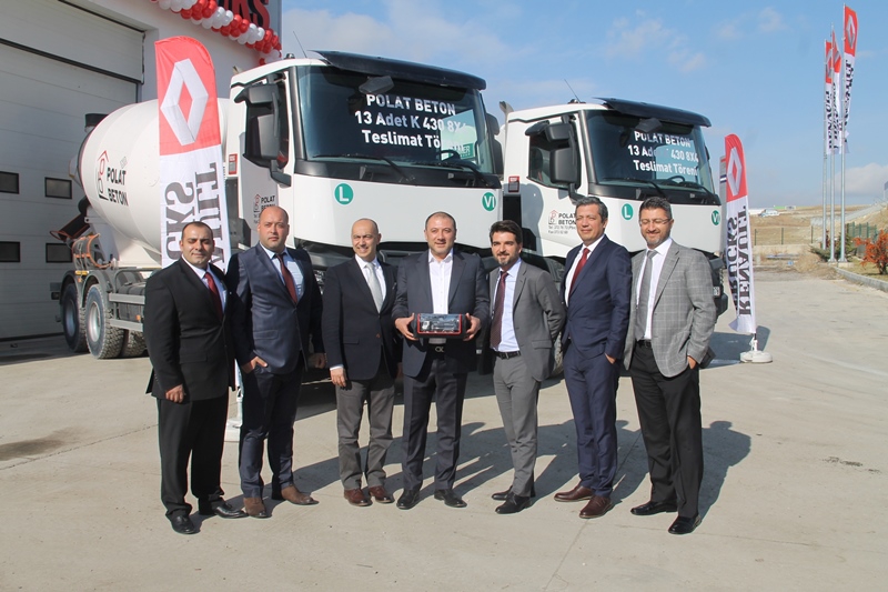 Ceyhan Otomotiv açılışı yaptı, 13 araç sattı 9