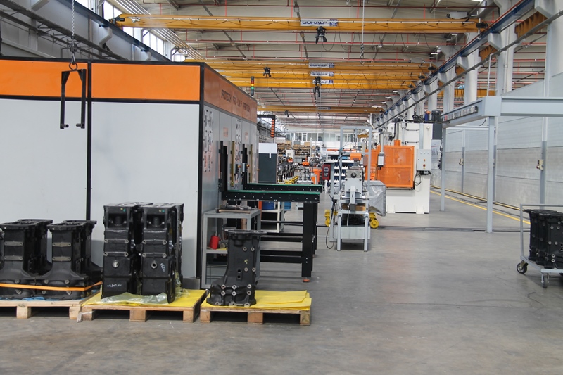 SDF ( Same, Deutz-Fahr) Traktör Fabrikası Yenilendi 17