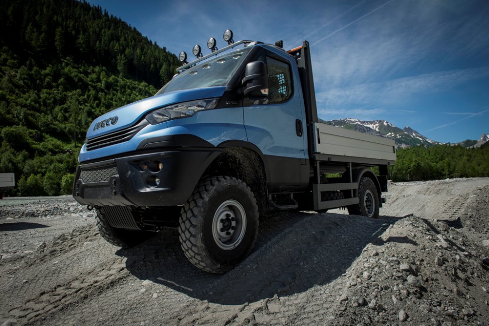 İşte IVECO'nun all road ve of road araçları 10