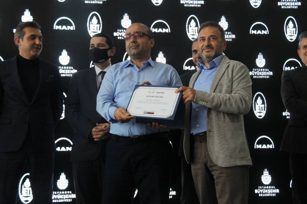 İETT'nin kadın sürücüleri, MAN'dan güvenli sürüş eğitimi aldı 15