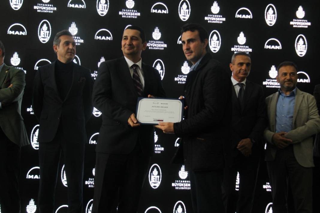 İETT'nin kadın sürücüleri, MAN'dan güvenli sürüş eğitimi aldı 20