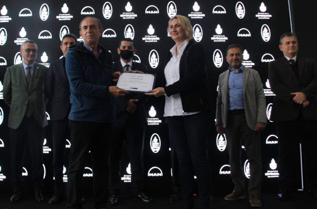 İETT'nin kadın sürücüleri, MAN'dan güvenli sürüş eğitimi aldı 8