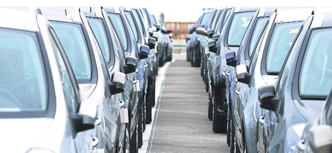 Otomotiv satışları frene bastı!