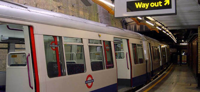 Londra Metrosu'nda grev devam edecek