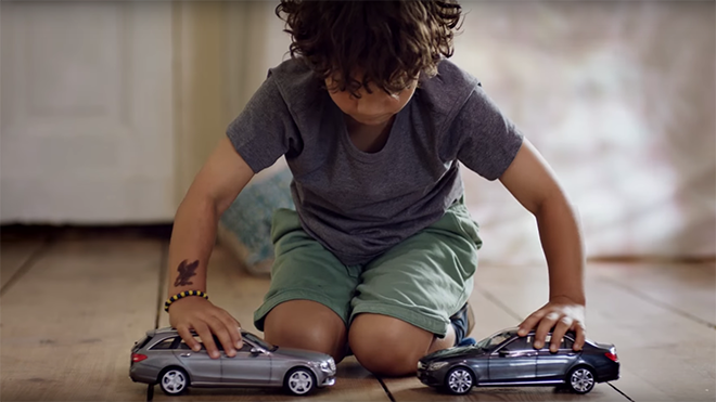 Mercedes’in “çarpışmayan” oyuncak arabaları