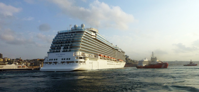 Liman sıkıntısı İstanbul’a 250 bin turist kaybettirdi