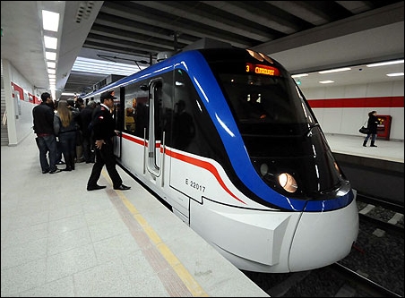 İzmir trenini seçiyor