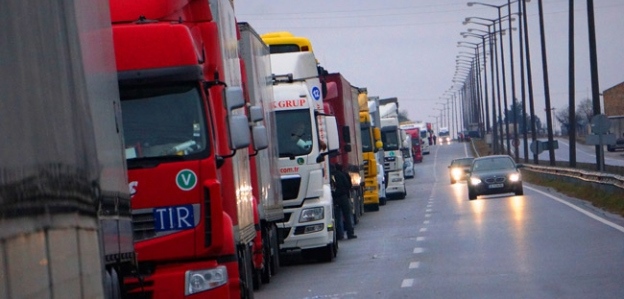 Nakliyecilere bir dokun bin ah işit!