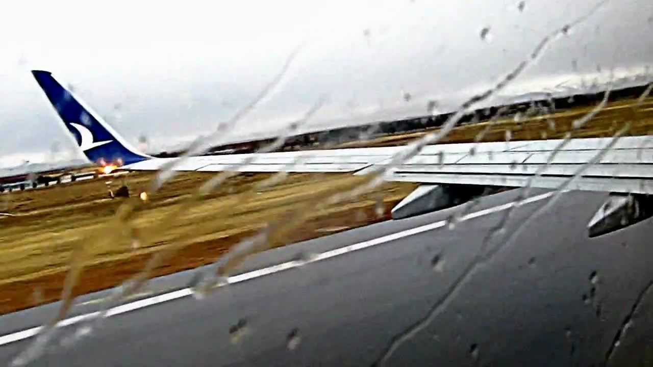 Bir gecede 4 THY uçağına yıldırım çarptı