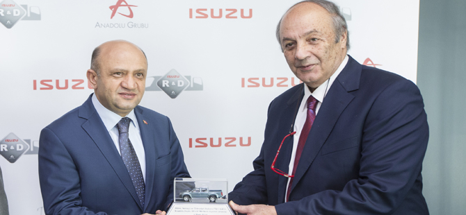 Bakan Işık, Anadolu Isuzu Ar-Ge merkezini ziyaret etti