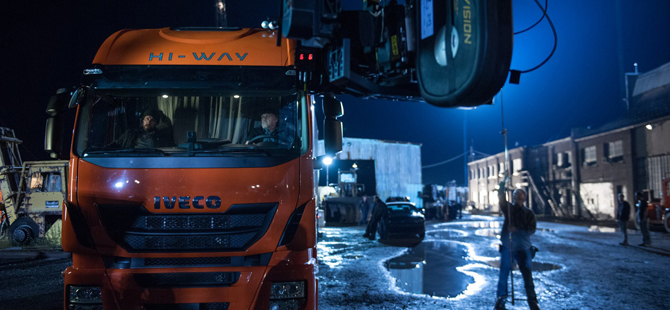 O filmde Stralis de rol aldı