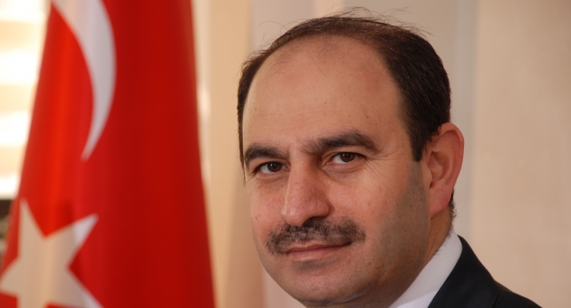 PTT Yönetim Kurulu Başkanı Kenan Bozgeyik oldu