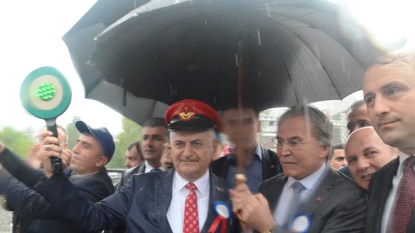 "Demiryollarını ayağa kaldırma talimatı aldık"