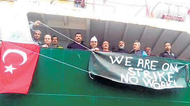 1 yılda 85 denizciyi tutsaklıktan kurtardılar