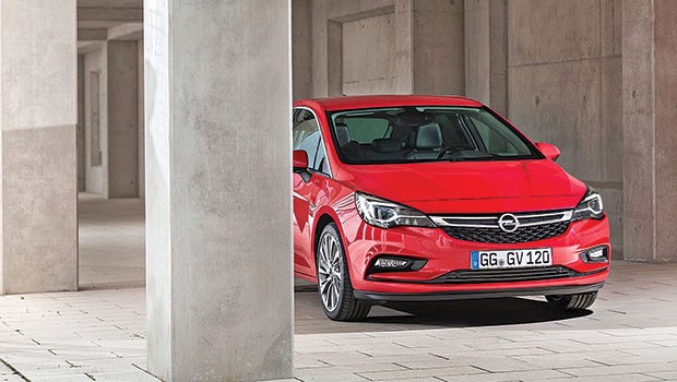 Otoda 1. ve 2. belli, yarış 3'üncülük için