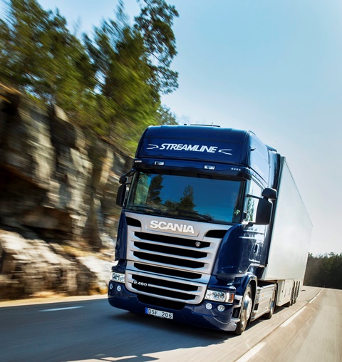 Scania'dan çifte kampanya