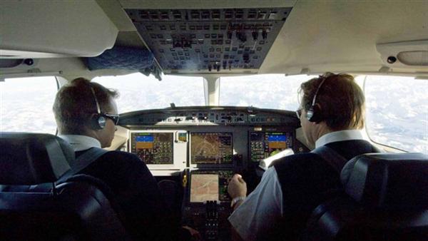 THY pilotu ile kule arasında 'yavrum' tartışması