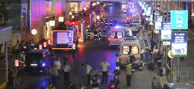 Havalimanı taksicilerinin "facia" fırsatçılığı