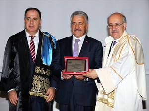 Bakan Arslan: Denizciliğimizin büyümeye ihtiyacı var