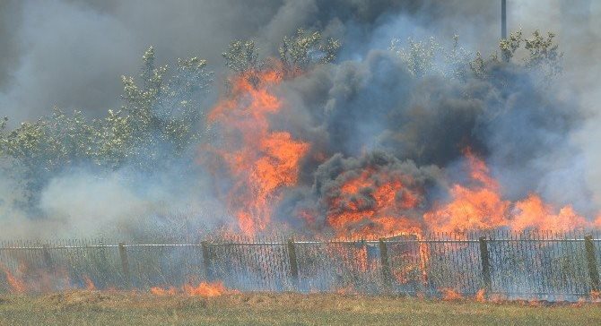 TCDD'nin Lojistik Müdürlüğü yanıyordu