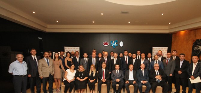 Lojistikciler diplomalarını aldı