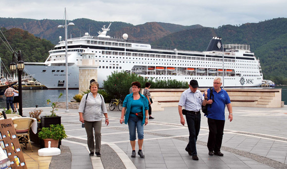 Yolcu Gemisi 'MSC Armonia' ilk kez Marmaris'te