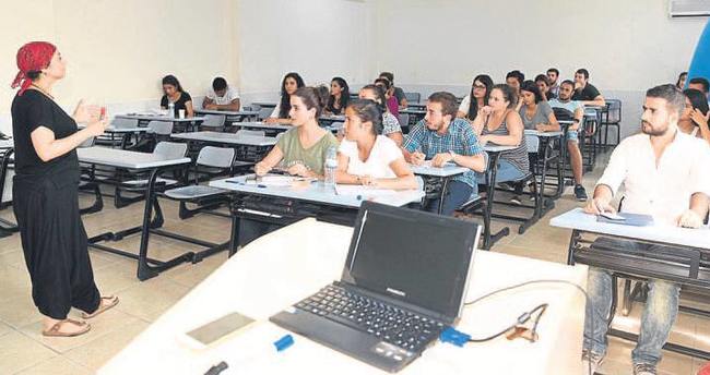 Hibe projeyle 120 lojistik öğrencisi işe kavuşacak