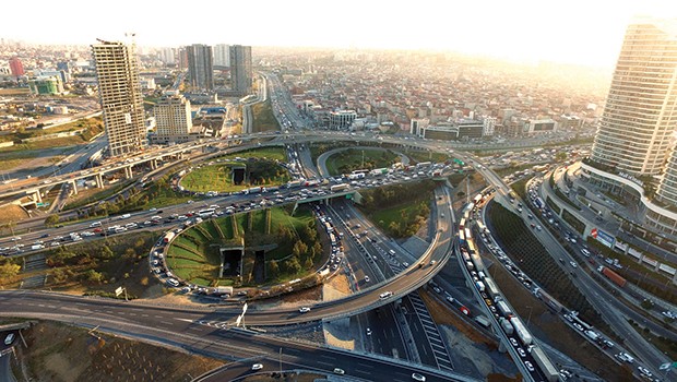 14 şerit araç 3 şeride sığar mı?