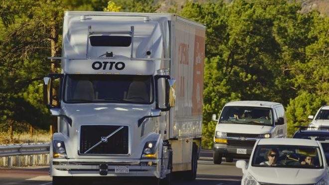 Dünyanın ilk otonom kargo teslimatı gerçekleşti